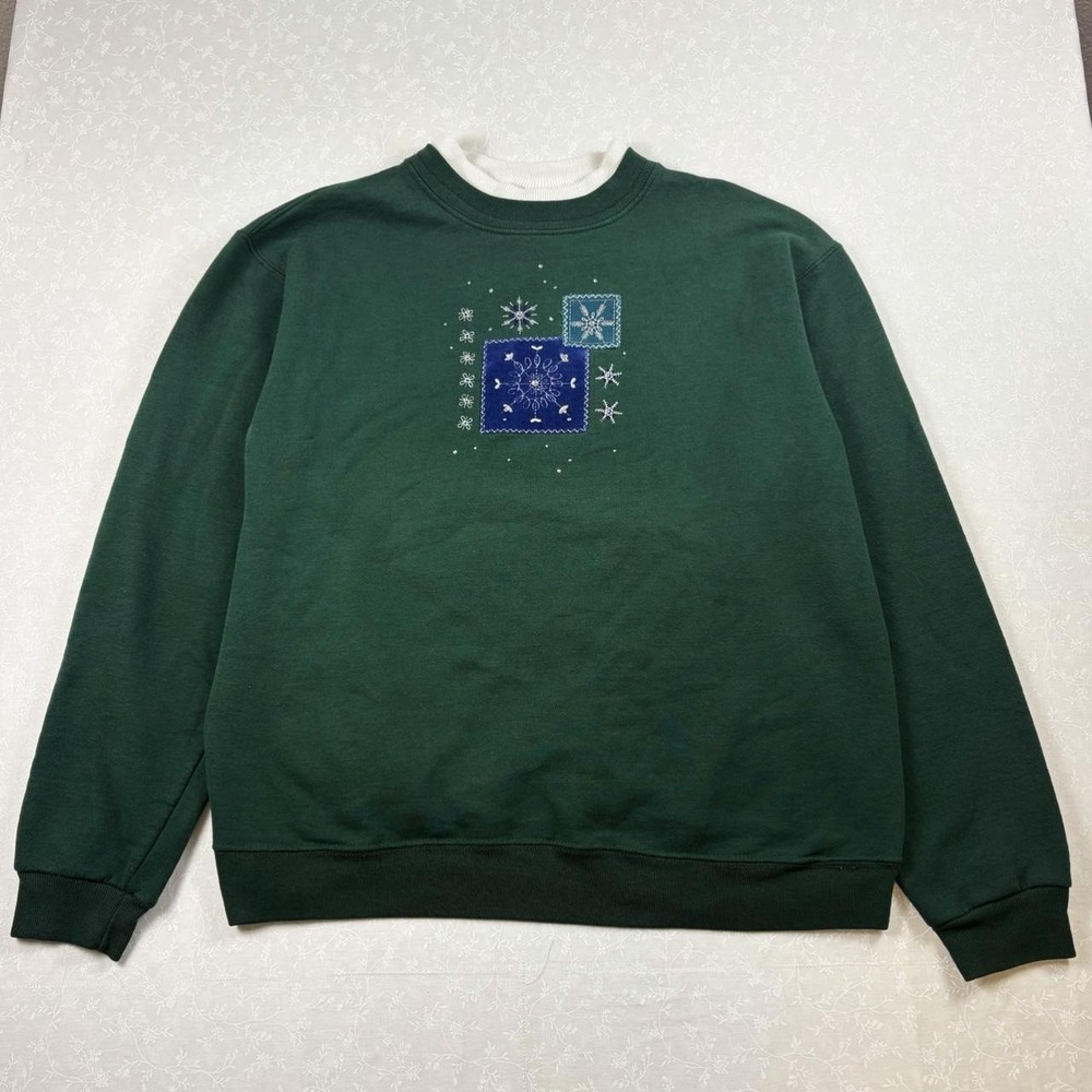 Vintage Top Stitch Christmas Snowflake Sweater β Size L